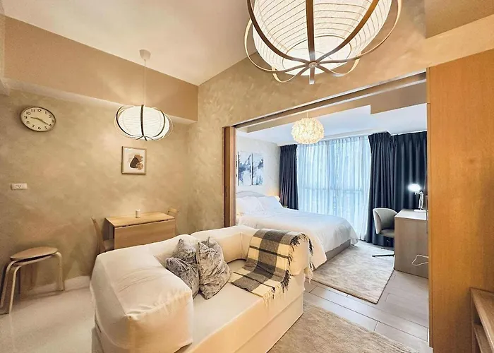 Classy 1br Bgc Uptown Parksuites T1 Manila